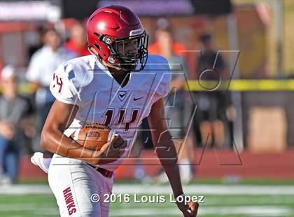 Thumbnail 2 in St. Joseph's Prep vs. Oaks Christian (Honor Bowl Series) photogallery.