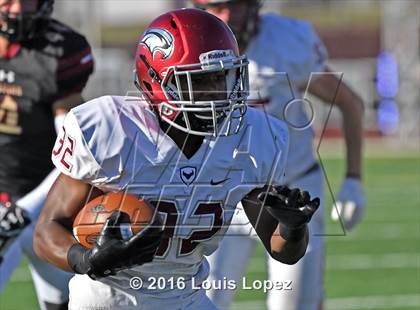 Thumbnail 1 in St. Joseph's Prep vs. Oaks Christian (Honor Bowl Series) photogallery.