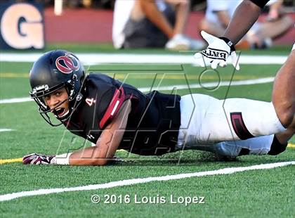 Thumbnail 2 in St. Joseph's Prep vs. Oaks Christian (Honor Bowl Series) photogallery.
