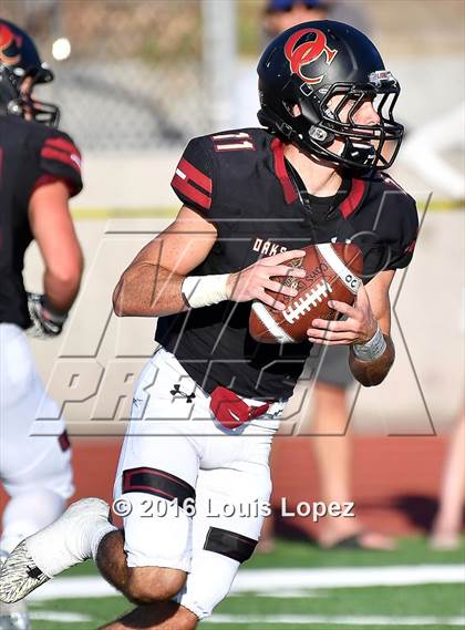Thumbnail 3 in St. Joseph's Prep vs. Oaks Christian (Honor Bowl Series) photogallery.