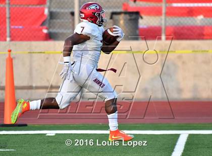 Thumbnail 3 in St. Joseph's Prep vs. Oaks Christian (Honor Bowl Series) photogallery.