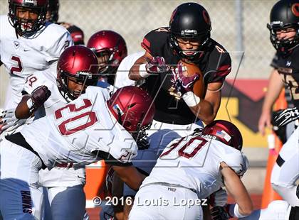 Thumbnail 2 in St. Joseph's Prep vs. Oaks Christian (Honor Bowl Series) photogallery.