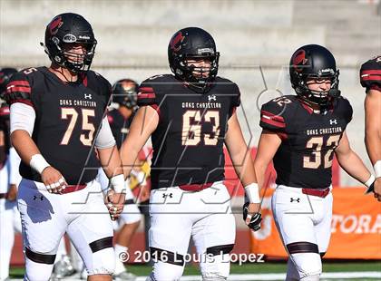 Thumbnail 3 in St. Joseph's Prep vs. Oaks Christian (Honor Bowl Series) photogallery.