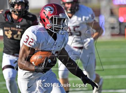 Thumbnail 3 in St. Joseph's Prep vs. Oaks Christian (Honor Bowl Series) photogallery.