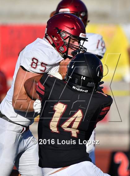 Thumbnail 1 in St. Joseph's Prep vs. Oaks Christian (Honor Bowl Series) photogallery.