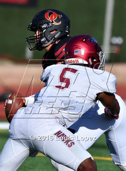 Thumbnail 1 in St. Joseph's Prep vs. Oaks Christian (Honor Bowl Series) photogallery.