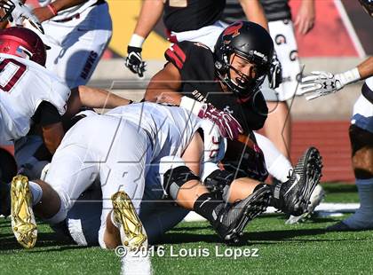 Thumbnail 3 in St. Joseph's Prep vs. Oaks Christian (Honor Bowl Series) photogallery.