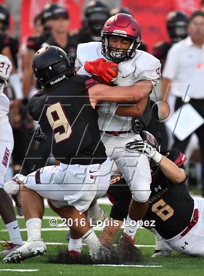 Thumbnail 2 in St. Joseph's Prep vs. Oaks Christian (Honor Bowl Series) photogallery.