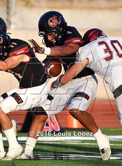 Thumbnail 3 in St. Joseph's Prep vs. Oaks Christian (Honor Bowl Series) photogallery.