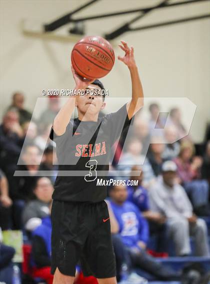 Thumbnail 1 in Selma @ Immanuel photogallery.