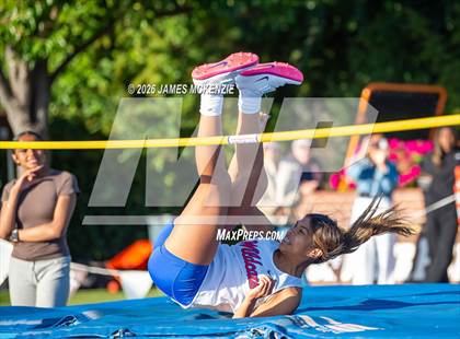 Thumbnail 2 in WCAL Finals (High Jump) photogallery.