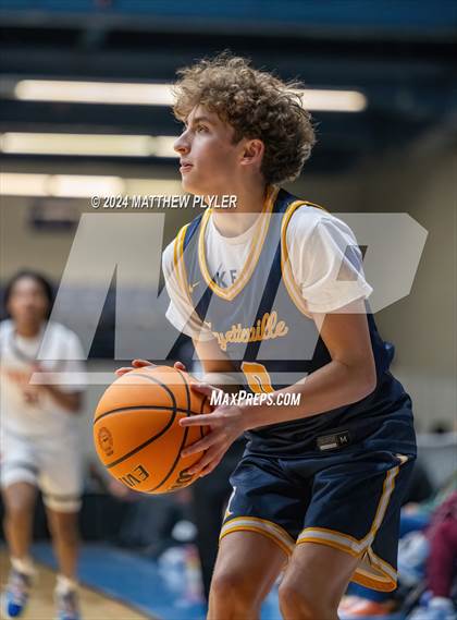 Thumbnail 2 in Fayetteville Academy vs. South View (Hoops and Dreams Showcase) photogallery.