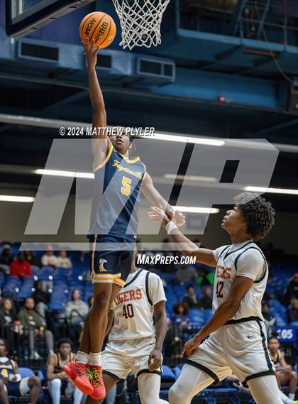 Thumbnail 3 in Fayetteville Academy vs. South View (Hoops and Dreams Showcase) photogallery.