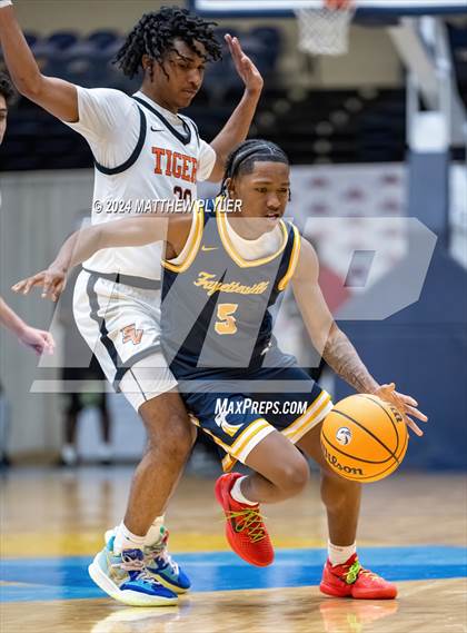 Thumbnail 3 in Fayetteville Academy vs. South View (Hoops and Dreams Showcase) photogallery.