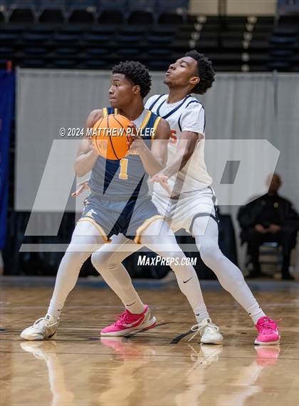 Thumbnail 1 in Fayetteville Academy vs. South View (Hoops and Dreams Showcase) photogallery.