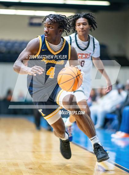 Thumbnail 1 in Fayetteville Academy vs. South View (Hoops and Dreams Showcase) photogallery.