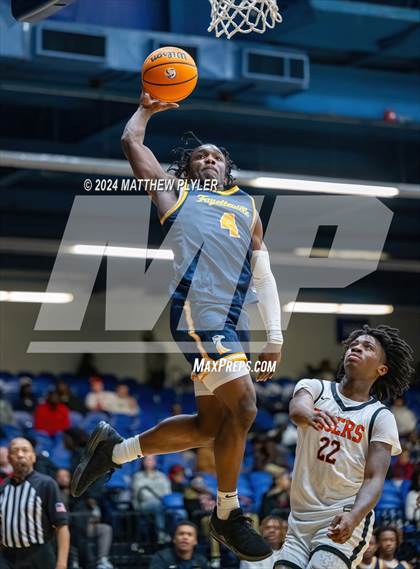 Thumbnail 1 in Fayetteville Academy vs. South View (Hoops and Dreams Showcase) photogallery.