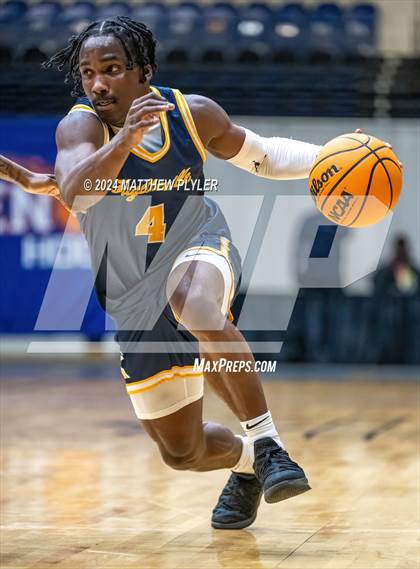 Thumbnail 2 in Fayetteville Academy vs. South View (Hoops and Dreams Showcase) photogallery.