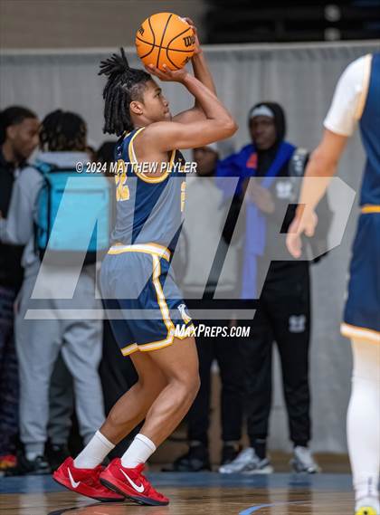 Thumbnail 3 in Fayetteville Academy vs. South View (Hoops and Dreams Showcase) photogallery.