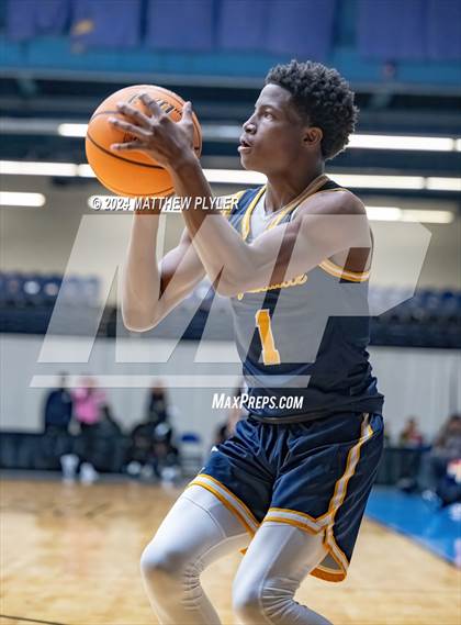 Thumbnail 2 in Fayetteville Academy vs. South View (Hoops and Dreams Showcase) photogallery.