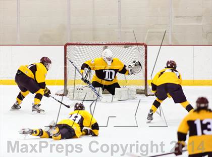 Thumbnail 3 in Chaminade vs DeSmet Jesuit (Challenge Cup Playoffs Round 1) photogallery.