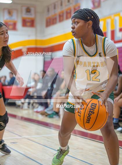 Thumbnail 3 in Schurr vs. South Hills photogallery.