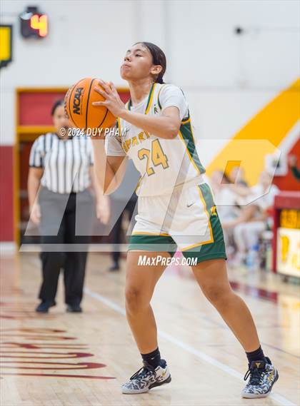 Thumbnail 1 in Schurr vs. South Hills photogallery.