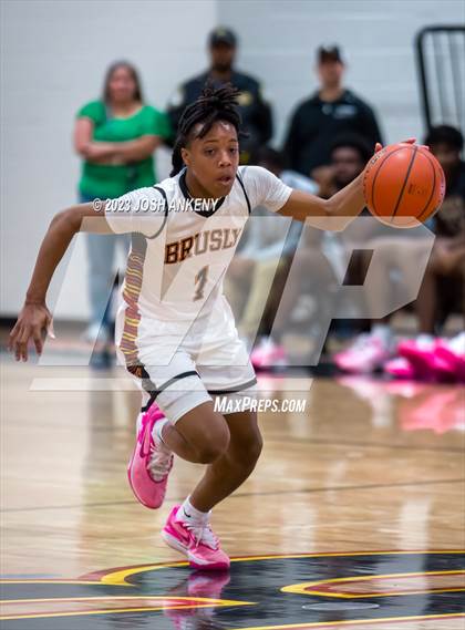 Thumbnail 3 in Terrebonne @ Brusly photogallery.