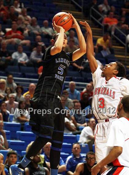 Thumbnail 2 in Constitution vs. Lincoln Park Performing Arts (PIAA A Final) photogallery.