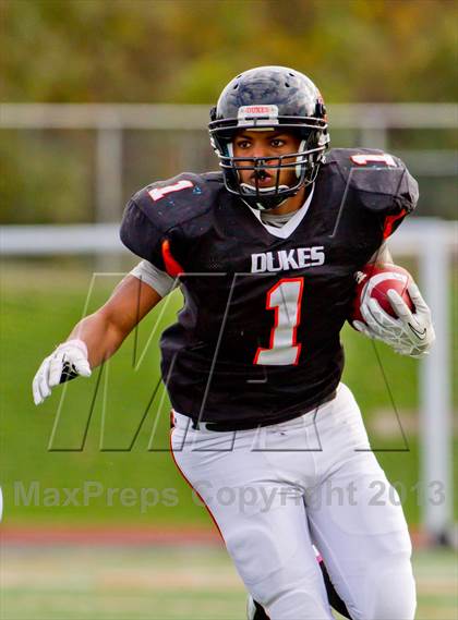Thumbnail 3 in Marlboro Central vs. Red Hook (Section 9 Class B Semifinal) photogallery.