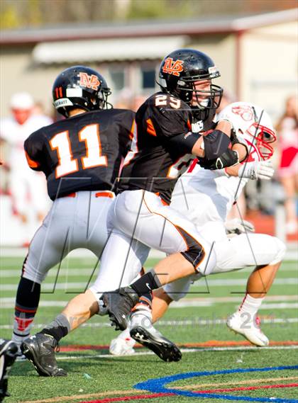 Thumbnail 1 in Marlboro Central vs. Red Hook (Section 9 Class B Semifinal) photogallery.