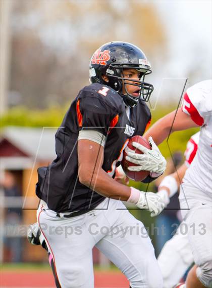 Thumbnail 2 in Marlboro Central vs. Red Hook (Section 9 Class B Semifinal) photogallery.
