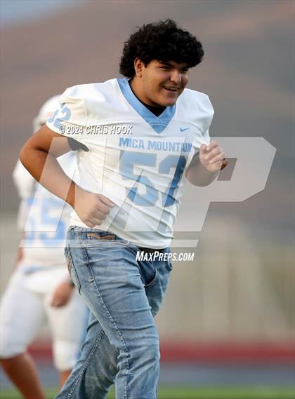 Thumbnail 3 in Mica Mountain Freshman Black and Blue Scrimmage photogallery.