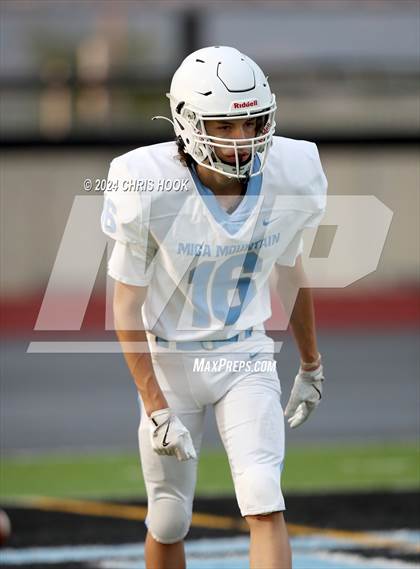 Thumbnail 2 in Mica Mountain Freshman Black and Blue Scrimmage photogallery.