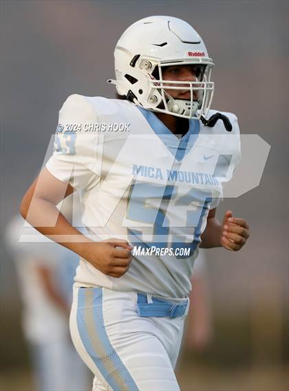 Thumbnail 2 in Mica Mountain Freshman Black and Blue Scrimmage photogallery.