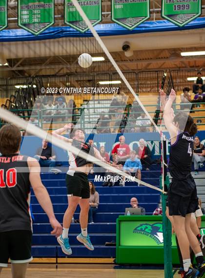 Thumbnail 2 in Douglas County vs Castle View (CHSAA Round 1) photogallery.