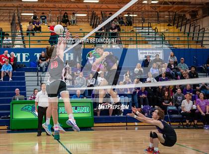 Thumbnail 2 in Douglas County vs Castle View (CHSAA Round 1) photogallery.