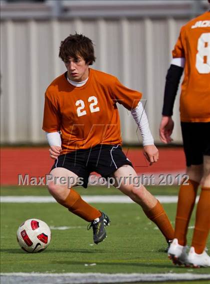 Thumbnail 3 in Alvin vs Dickinson (Friendswood Invitational) photogallery.