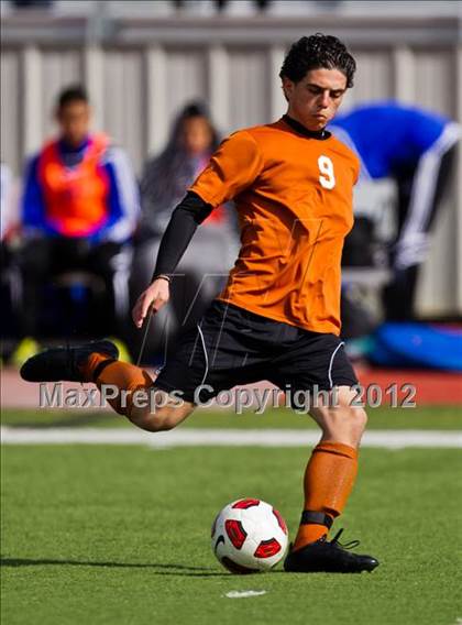 Thumbnail 3 in Alvin vs Dickinson (Friendswood Invitational) photogallery.