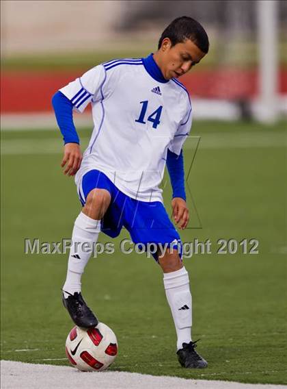 Thumbnail 3 in Alvin vs Dickinson (Friendswood Invitational) photogallery.