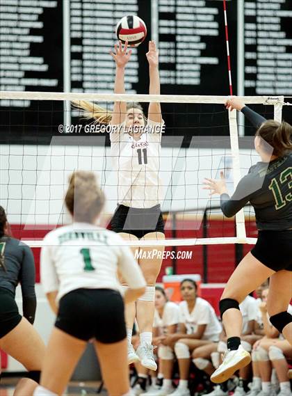 Thumbnail 1 in Birdville vs Colleyville photogallery.