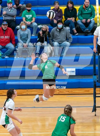 Thumbnail 2 in Cathedral vs Yorktown (IHSAA 4A Regional Semifinal) photogallery.