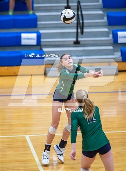 Thumbnail 3 in Cathedral vs Yorktown (IHSAA 4A Regional Semifinal) photogallery.