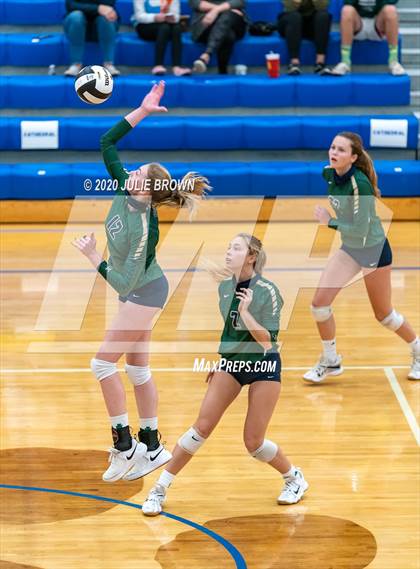 Thumbnail 3 in Cathedral vs Yorktown (IHSAA 4A Regional Semifinal) photogallery.