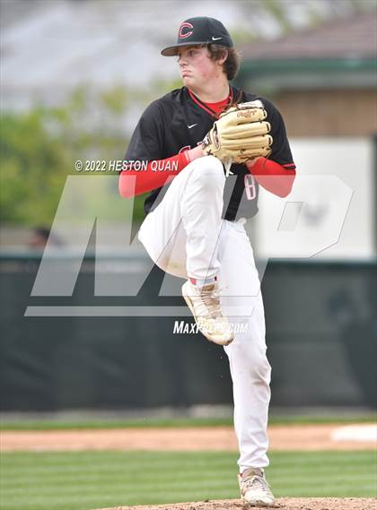 Thumbnail 2 in South Hills vs. Camas (Diamond National Classic) photogallery.