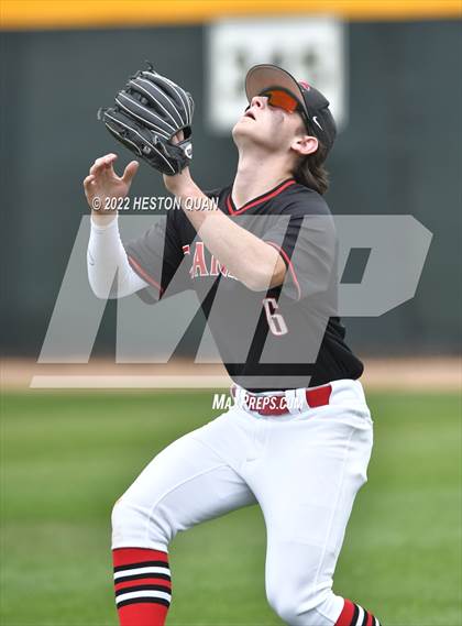 Thumbnail 1 in South Hills vs. Camas (Diamond National Classic) photogallery.