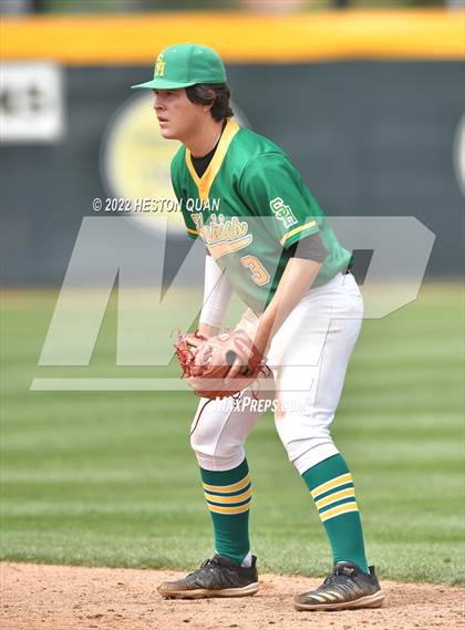 Thumbnail 2 in South Hills vs. Camas (Diamond National Classic) photogallery.