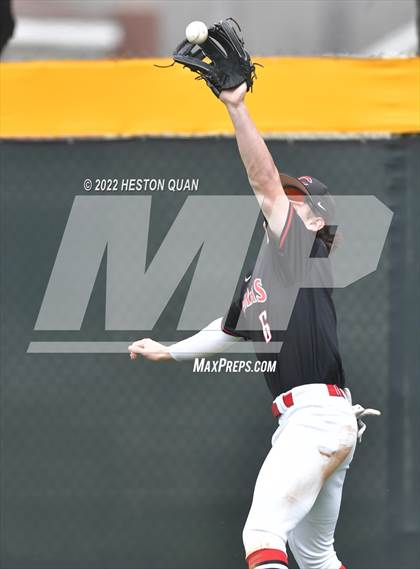 Thumbnail 3 in South Hills vs. Camas (Diamond National Classic) photogallery.