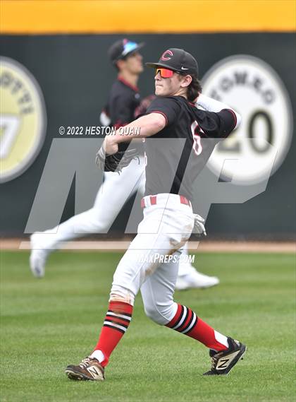 Thumbnail 1 in South Hills vs. Camas (Diamond National Classic) photogallery.