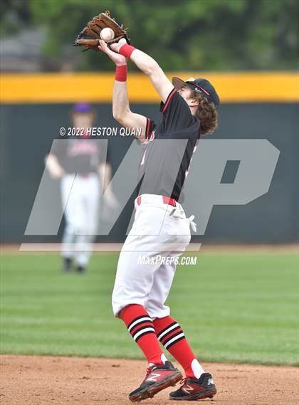Thumbnail 3 in South Hills vs. Camas (Diamond National Classic) photogallery.